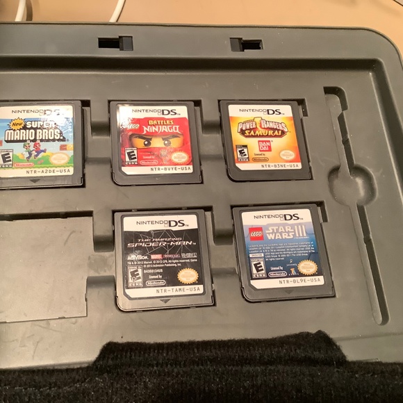 Nintendo - Picture 4 of 4